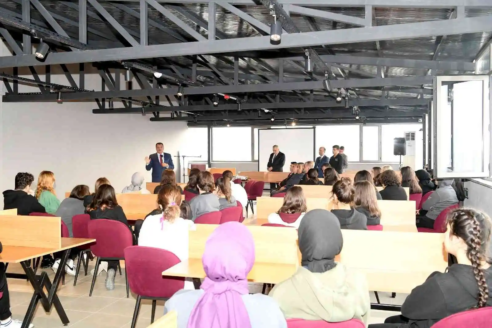 Başkan Gürkan ‘Kariyer Günleri’ programına katıldı