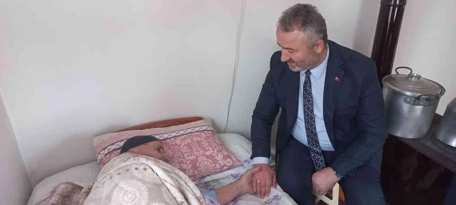 Başkan Topaloğlu'ndan hastalara moral