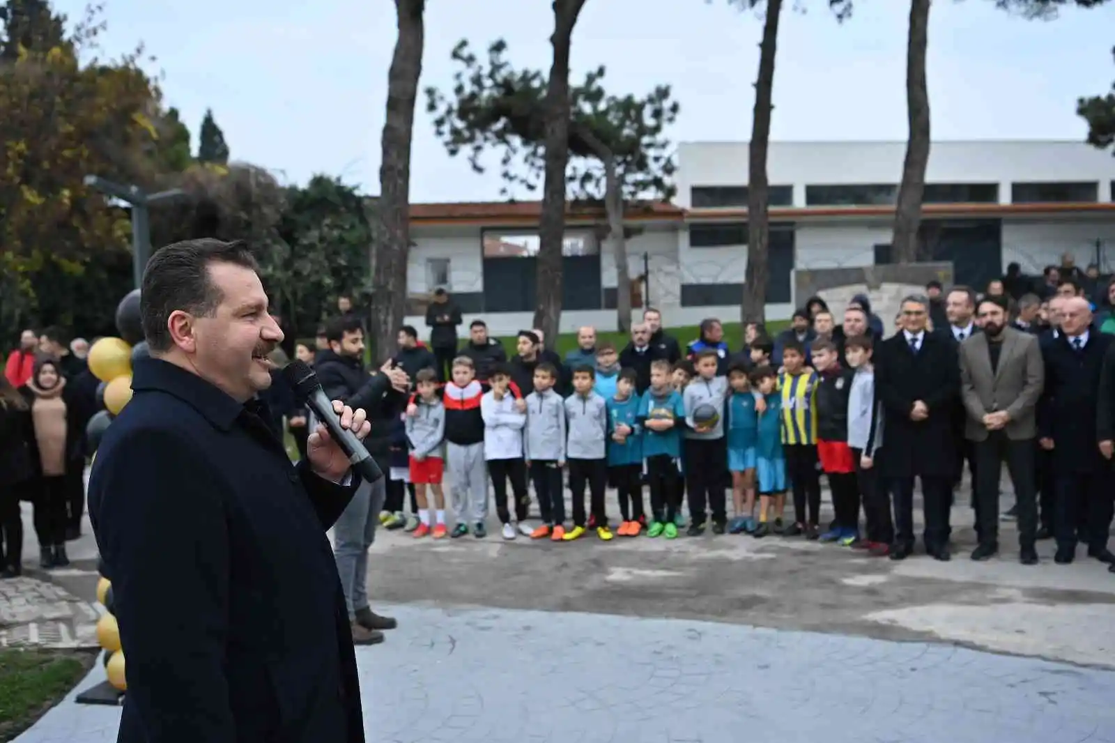 Başkan Yılmaz’dan gençlere skate park