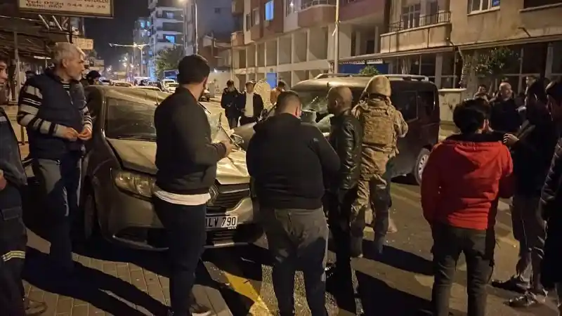 Belediyenin kepçesini çalıp, 3 araca çarpan şüpheli tutuklandı