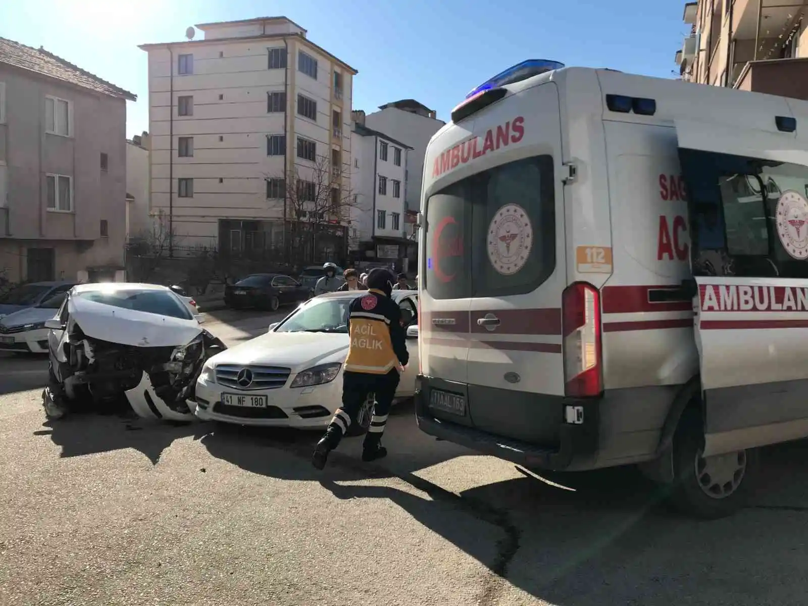 Bilecik’te yaşanan trafik kazasında 3 kişi yaralandı
