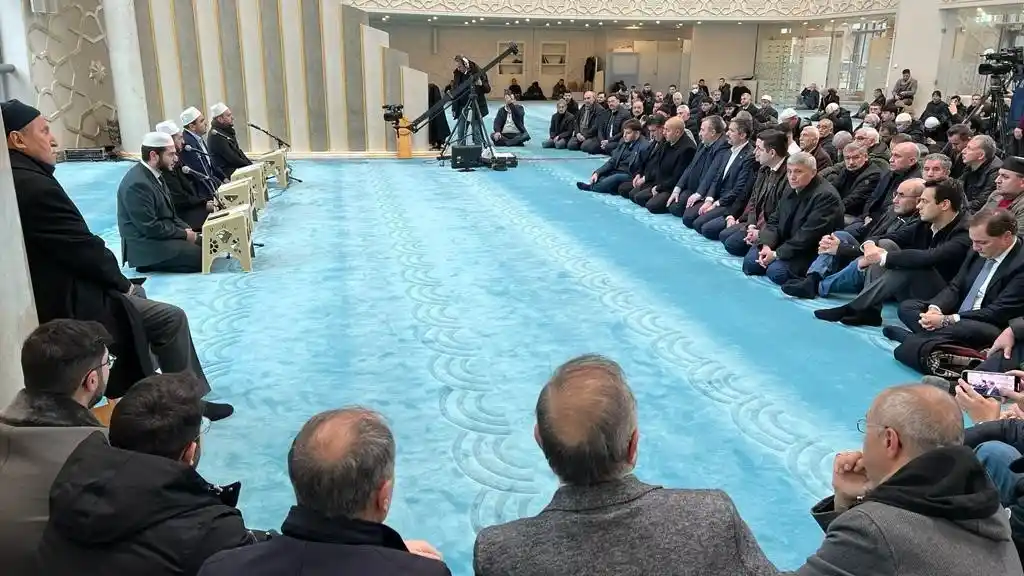 Bilge Ana lakaplı Mevlüde Genç için Almanya’da mevlit okutuldu