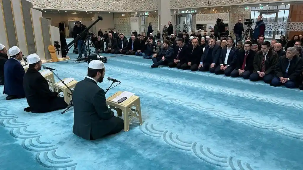 Bilge Ana lakaplı Mevlüde Genç için Almanya’da mevlit okutuldu
