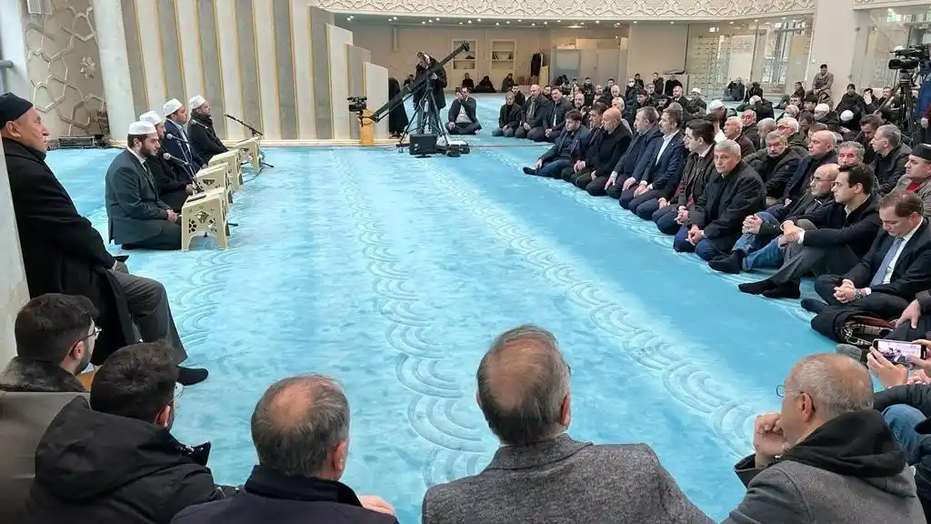 Bilge Ana lakaplı Mevlüde Genç için Almanya’da mevlit okutuldu