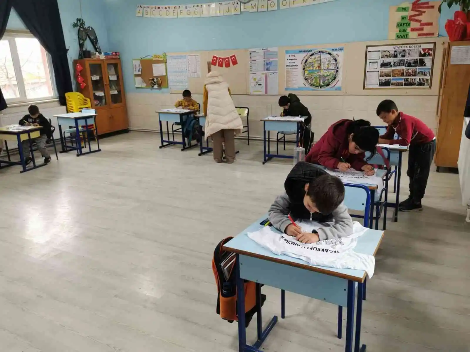 Bir Gelecek 2022'de 7 bin öğrenciye destek oldu