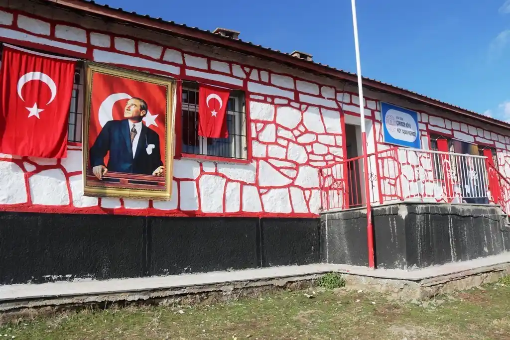 Bitlis'te 37 'Köy Yaşam Merkezi' açıldı