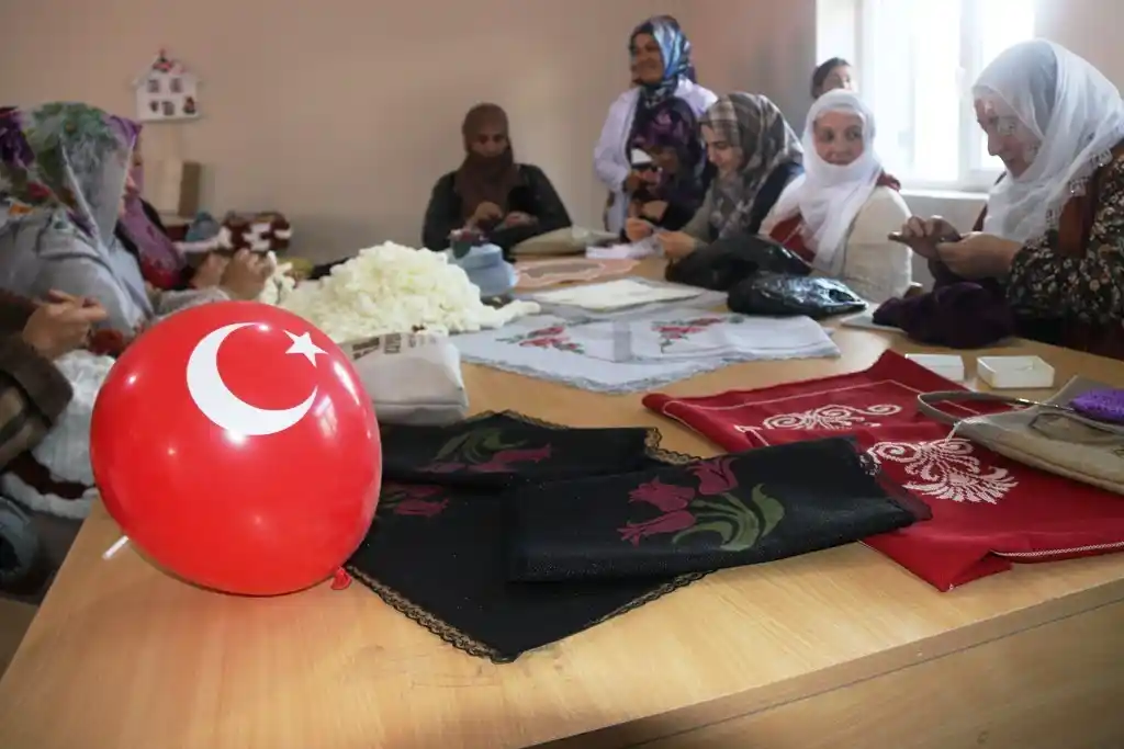 Bitlis’te 37 ‘Köy Yaşam Merkezi’ açıldı