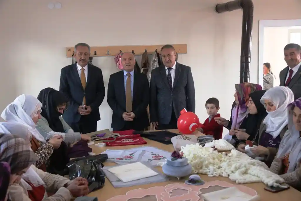 Bitlis’te 37 ‘Köy Yaşam Merkezi’ açıldı