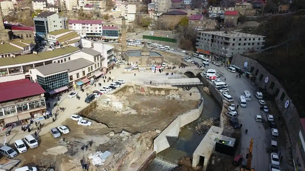 Bitlis’te tarihi köprülerin restorasyonu tamamlandı
