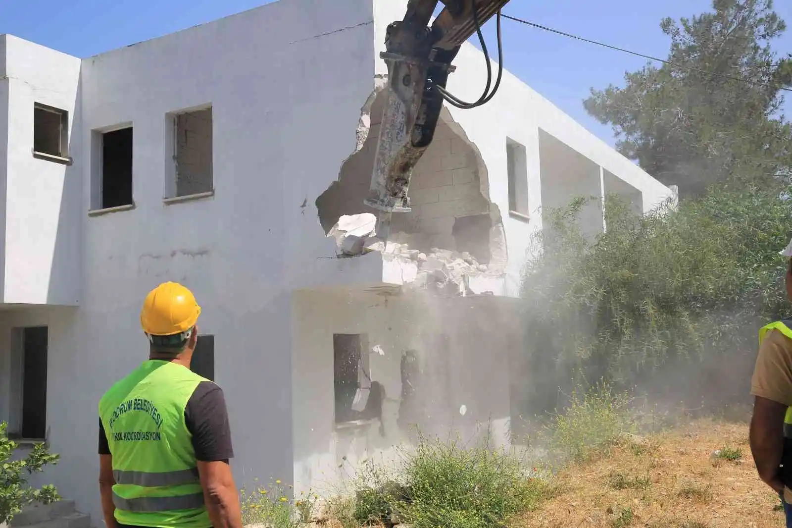 Bodrum'da 1 yılda 210 kaçak yapı yıkıldı, 1650 yapı mühürlendi