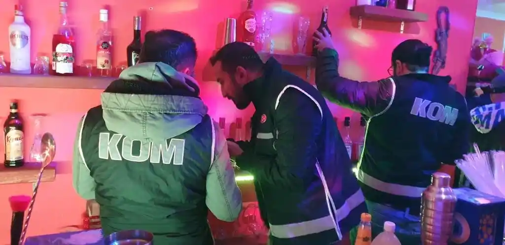 Bodrum'da yeni yıl öncesi sahte ve kaçak alkol denetimleri sıkılaştırdı
