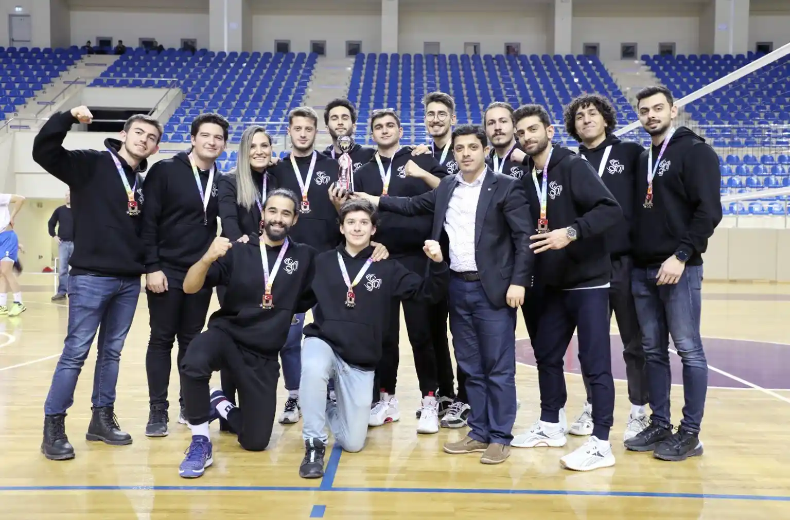 Bölgesel voleybol liginde şampiyon SUBÜ
