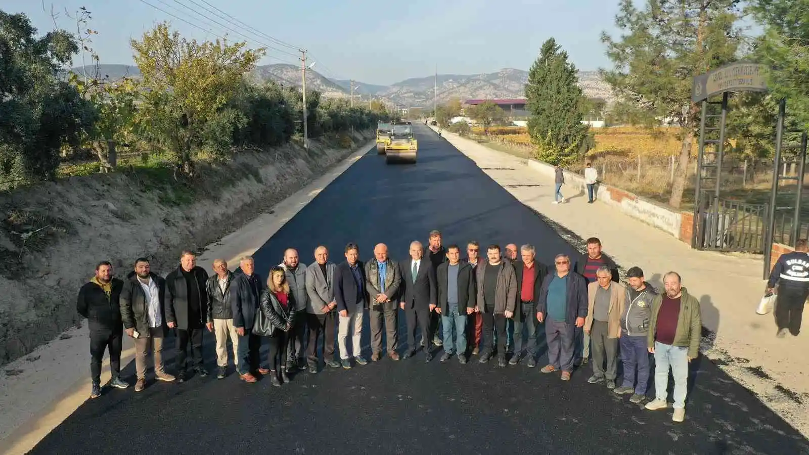 Buldanlıların yıllardır çözülemeyen yol çilesi Büyükşehir ile bitiyor
