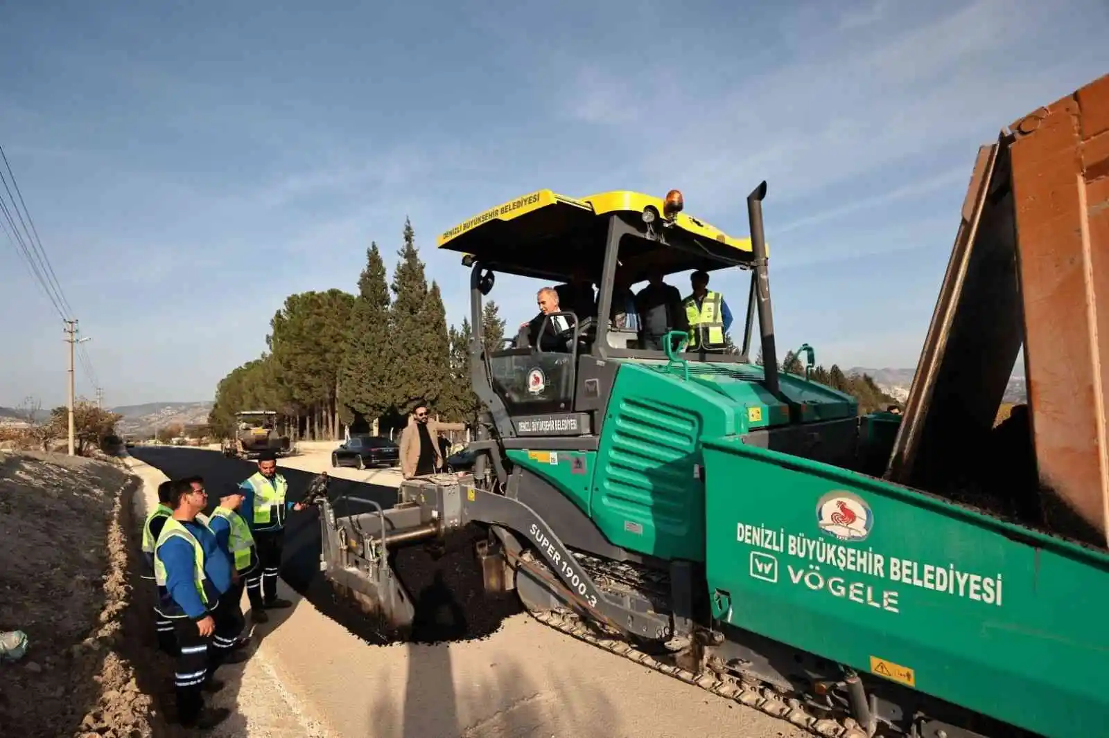 Buldanlıların yıllardır çözülemeyen yol çilesi Büyükşehir ile bitiyor
