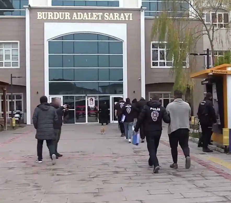 Burdur merkezli dolandırıcılık operasyonunda 3 tutuklama