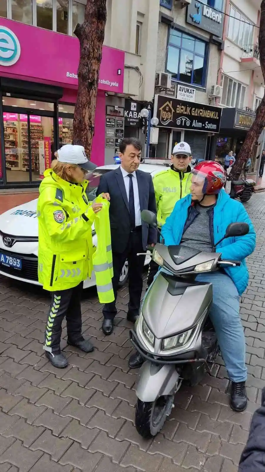 Burhaniye’de kış lastiği denetimleri artırıldı