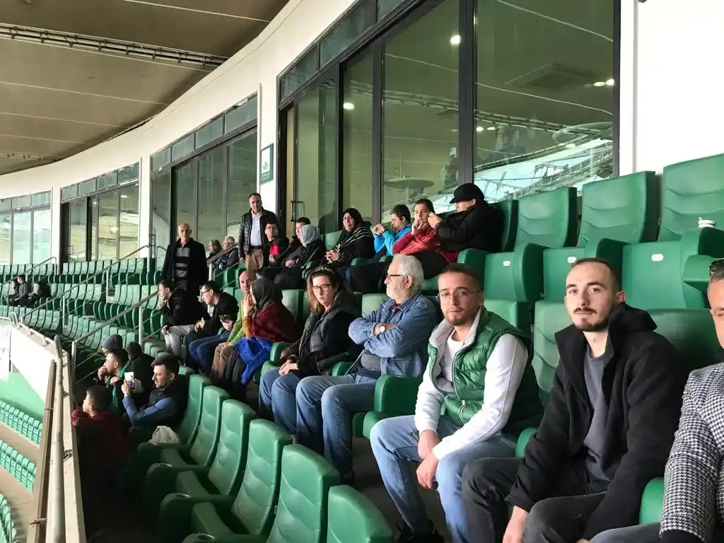 Bursaspor'a engelli bireylerden destek