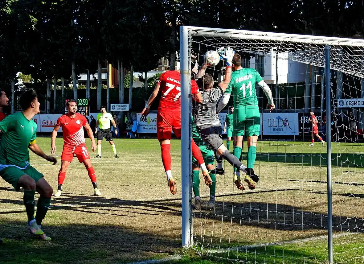 Çeşme Belediyespor, ligin ilk devresini 5-1 galibiyetle kapattı