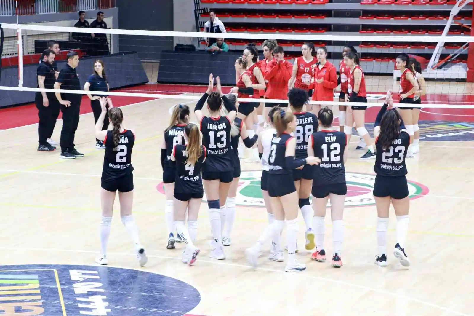 Çiftlikköy Sultanları ilk galibiyetini Havran’a karşı aldı