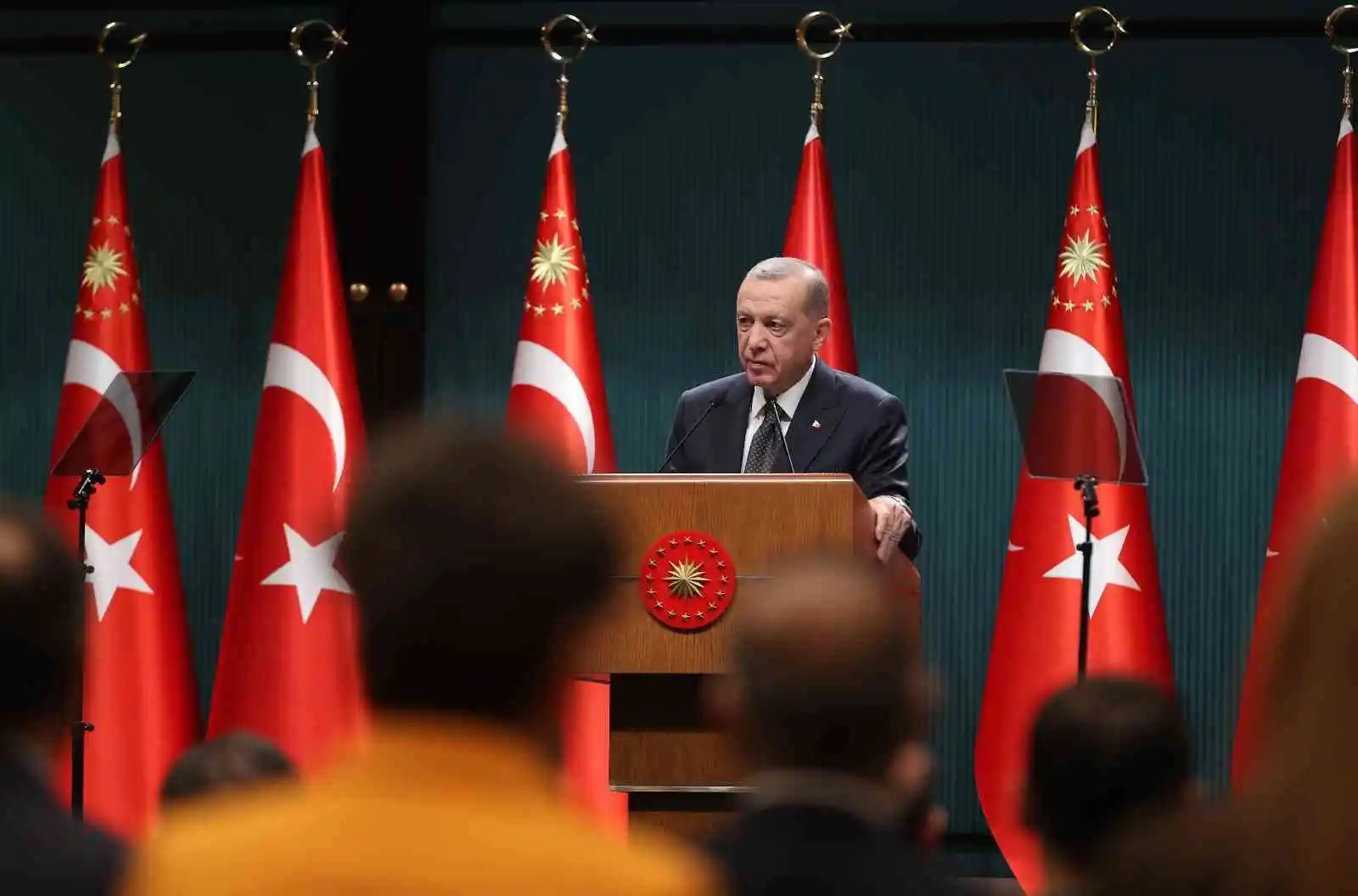 Cumhurbaşkanı Erdoğan: “Açıkça söylüyorum herkes hesabını 2023’te yüzde 20’ler seviyesinde enflasyona göre yapsın”
