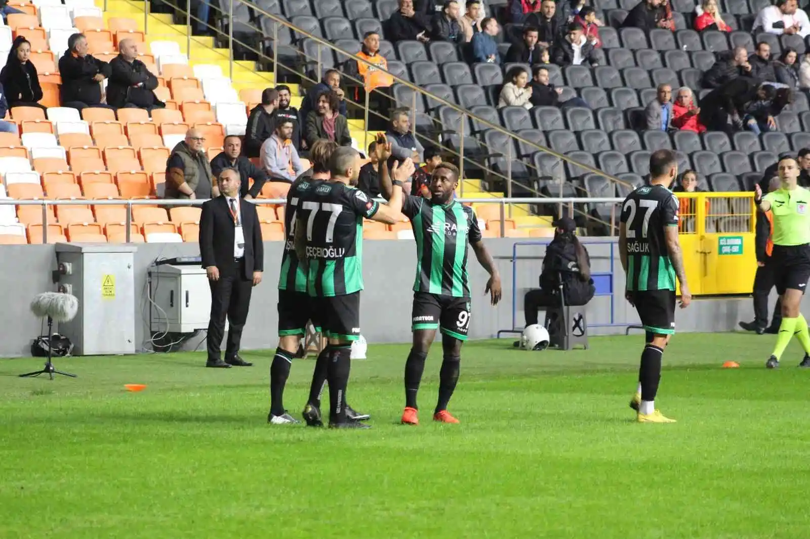 Denizlispor deplasmanda 3 golle kazandı