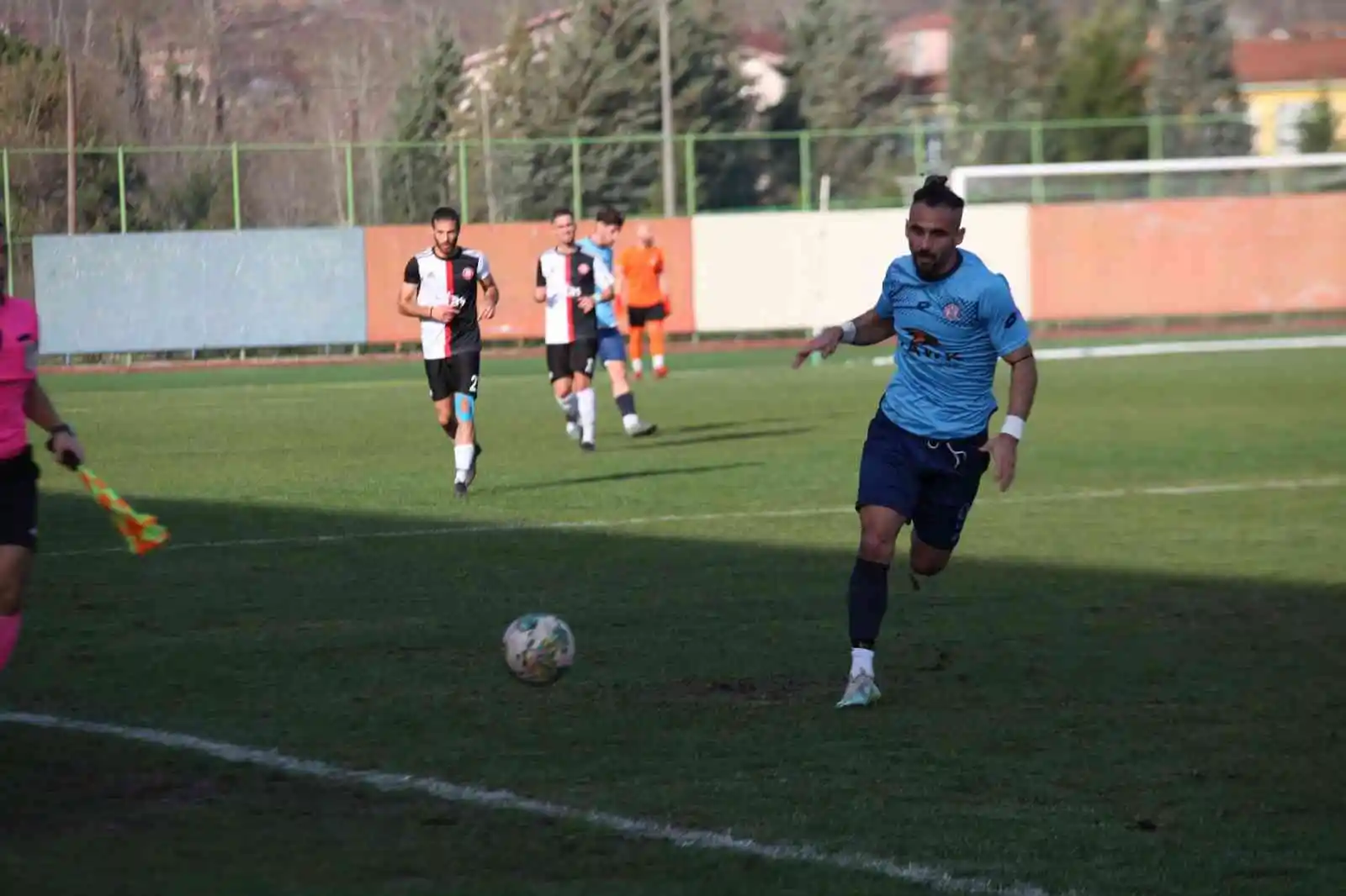 Devrek Belediyespor kendi sahasında yenildi