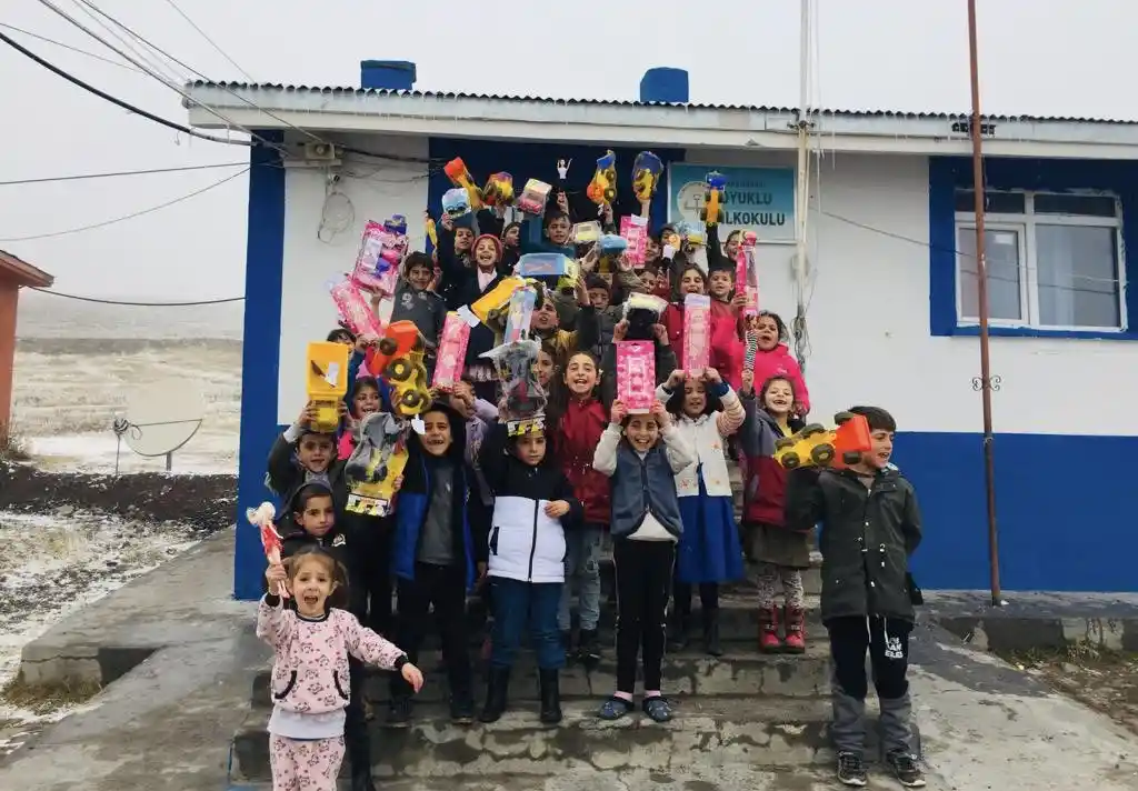 Digor’da çok çalışma sözüne oyuncak