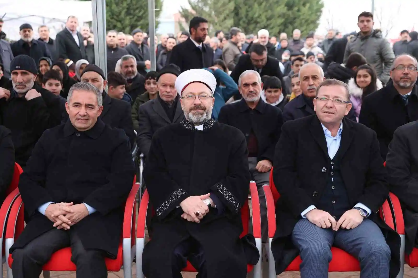 Diyanet İşleri Başkanı Erbaş, Kırşehir'de Hacı Adem Bircan Camii'nin açılışına katıldı
