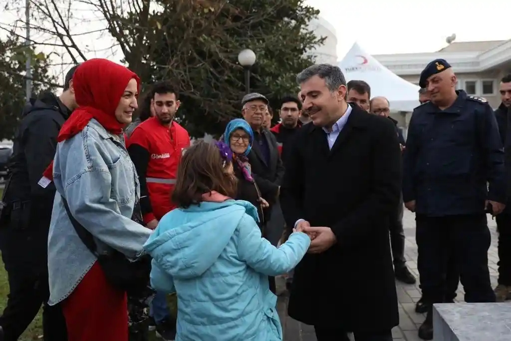 Düzce 727 binadan 82’si yakıldı
