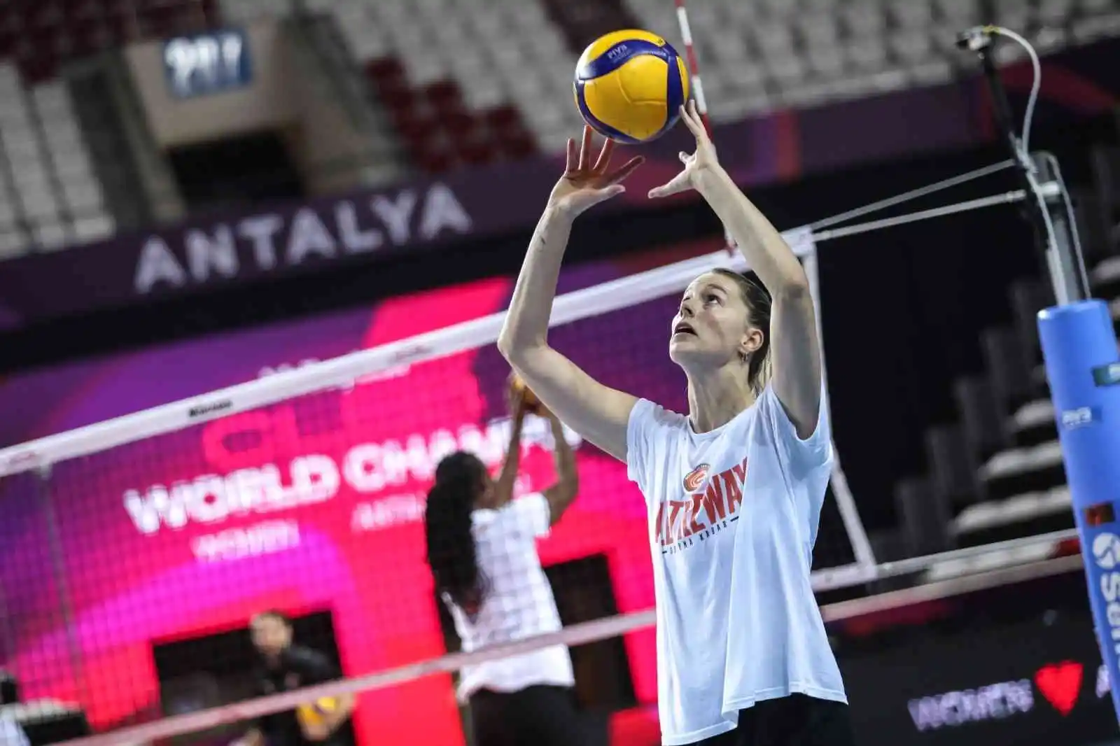 Eczacıbaşı Dynavit, FIVB Kulüpler Dünya Şampiyonası için Antalya’da
