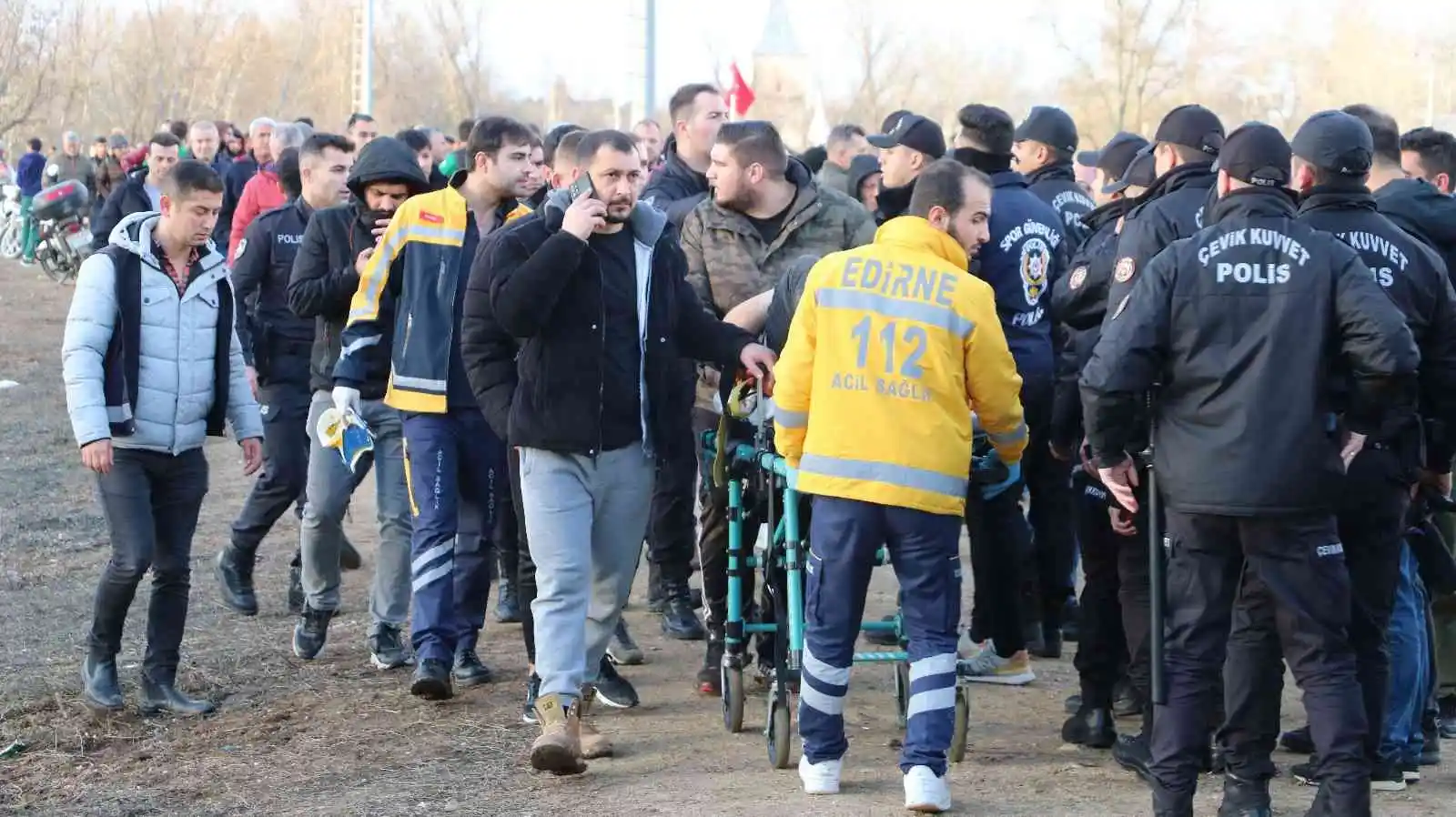 Edirne'de amatör ligde ortalık savaş alanına döndü