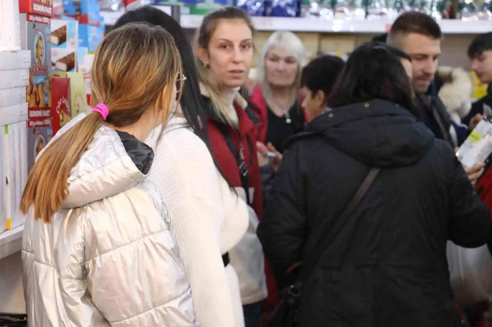 Edirne’ye akın eden Bulgarlar esnafın yüzünü güldürdü
