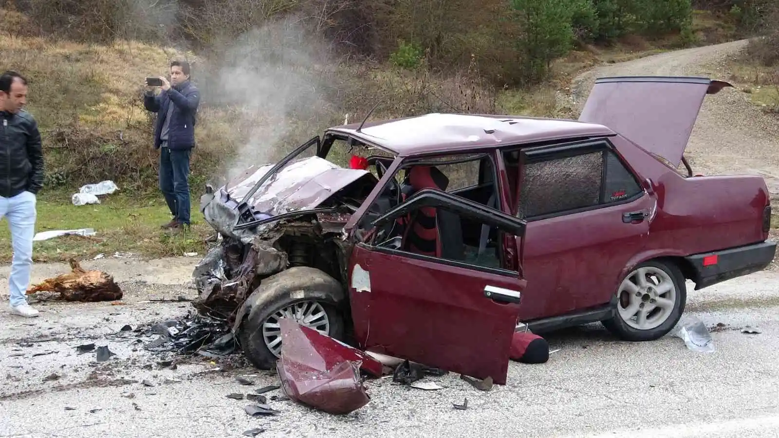 Ekipler yaralılar, köylü kadınlar tavuklar için seferber oldu