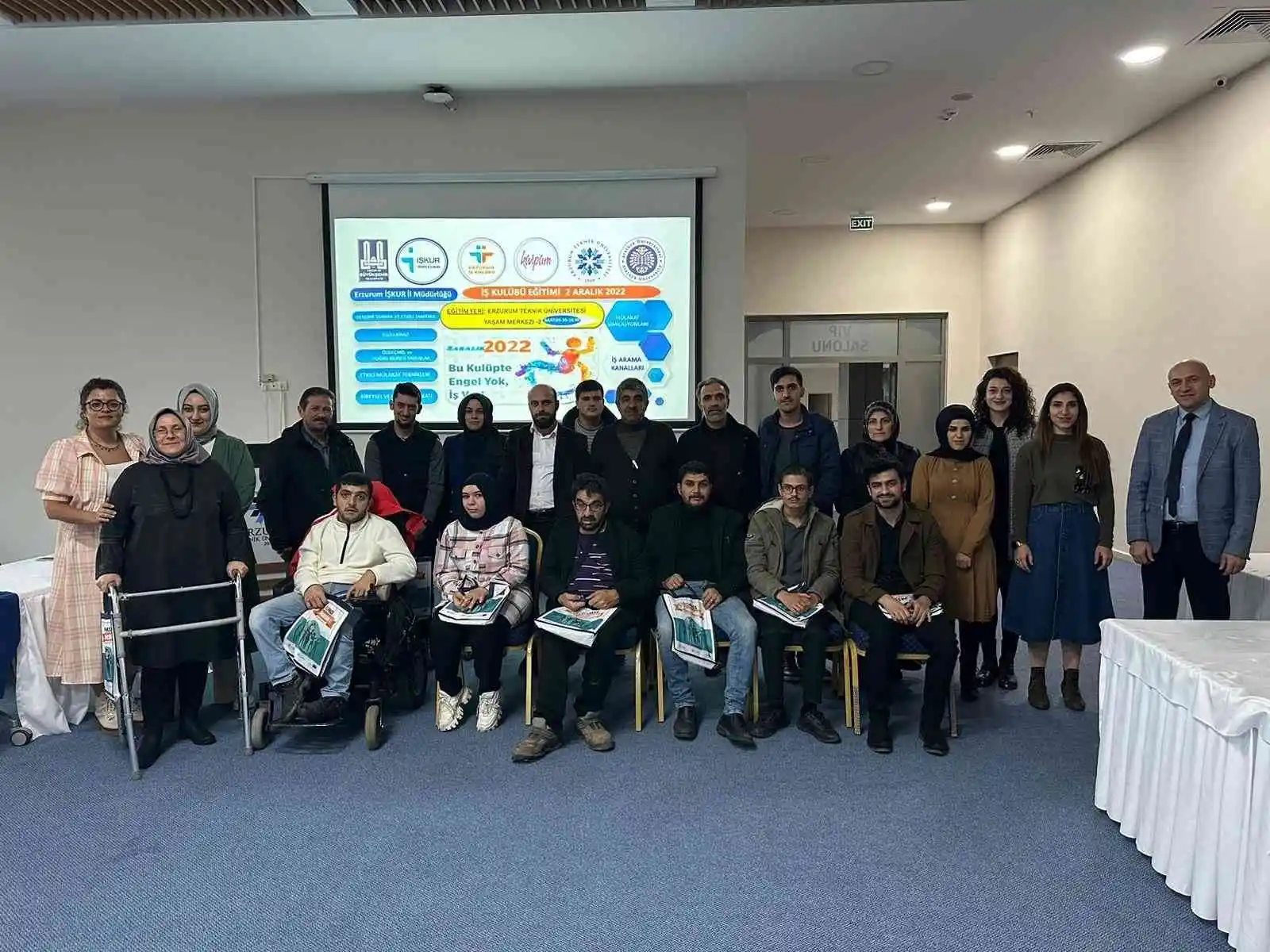 Engelli vatandaşlara “iş kulübü eğitimi”