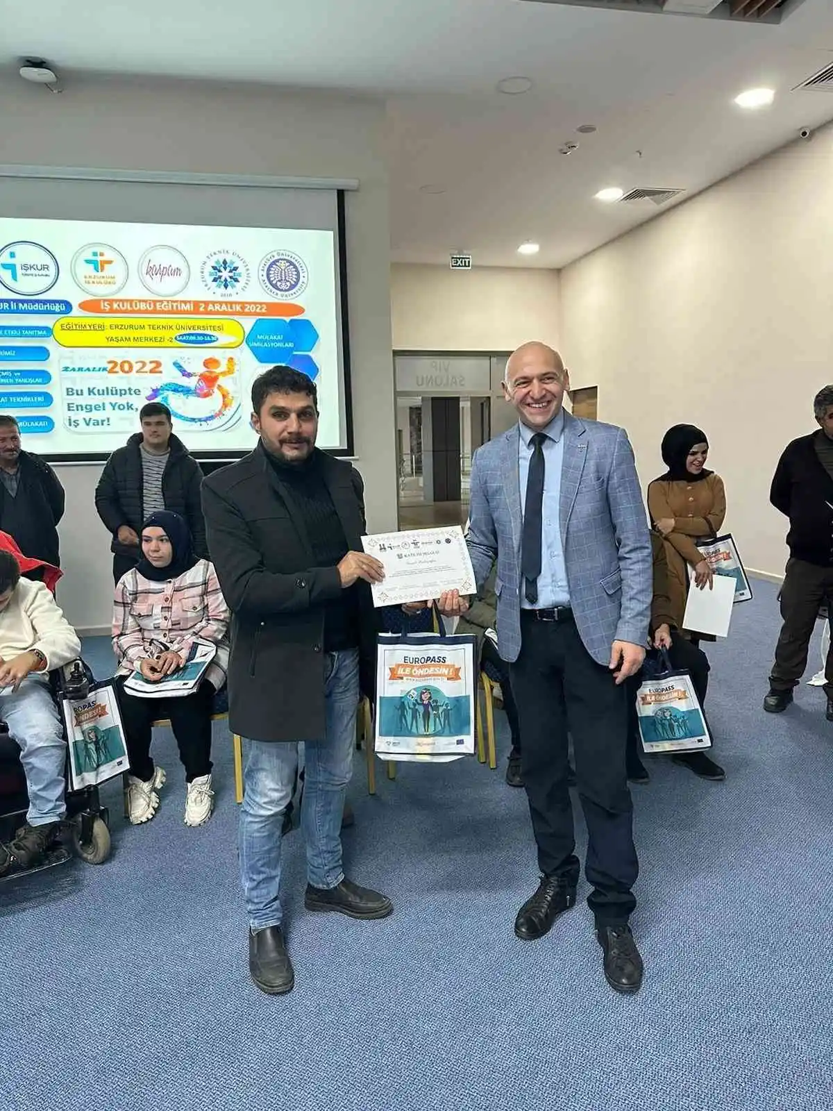 Engelli vatandaşlara “iş kulübü eğitimi”