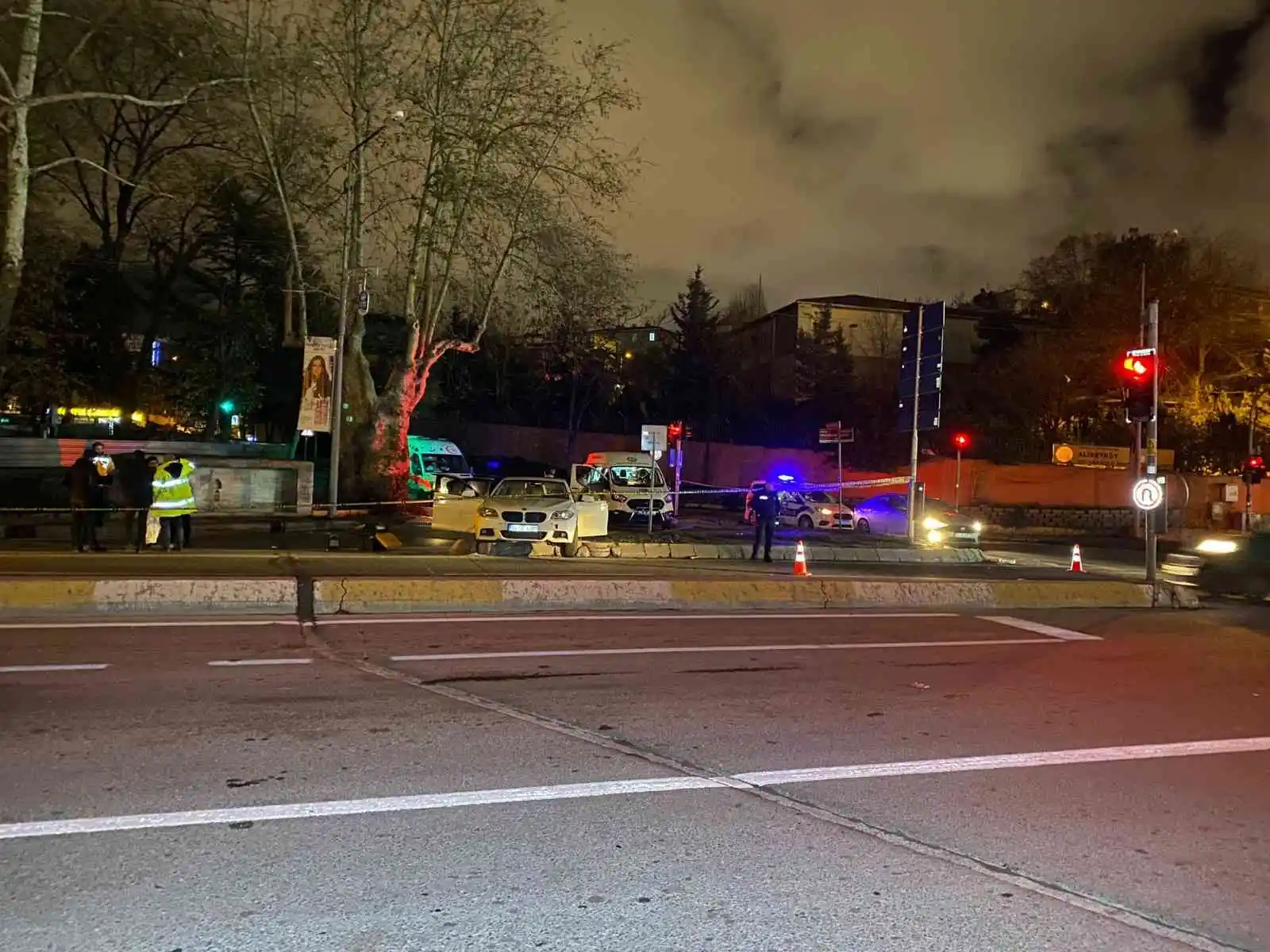 Eyüpsultan'da otomobillerden kurşun yağmuru: 1 ölü