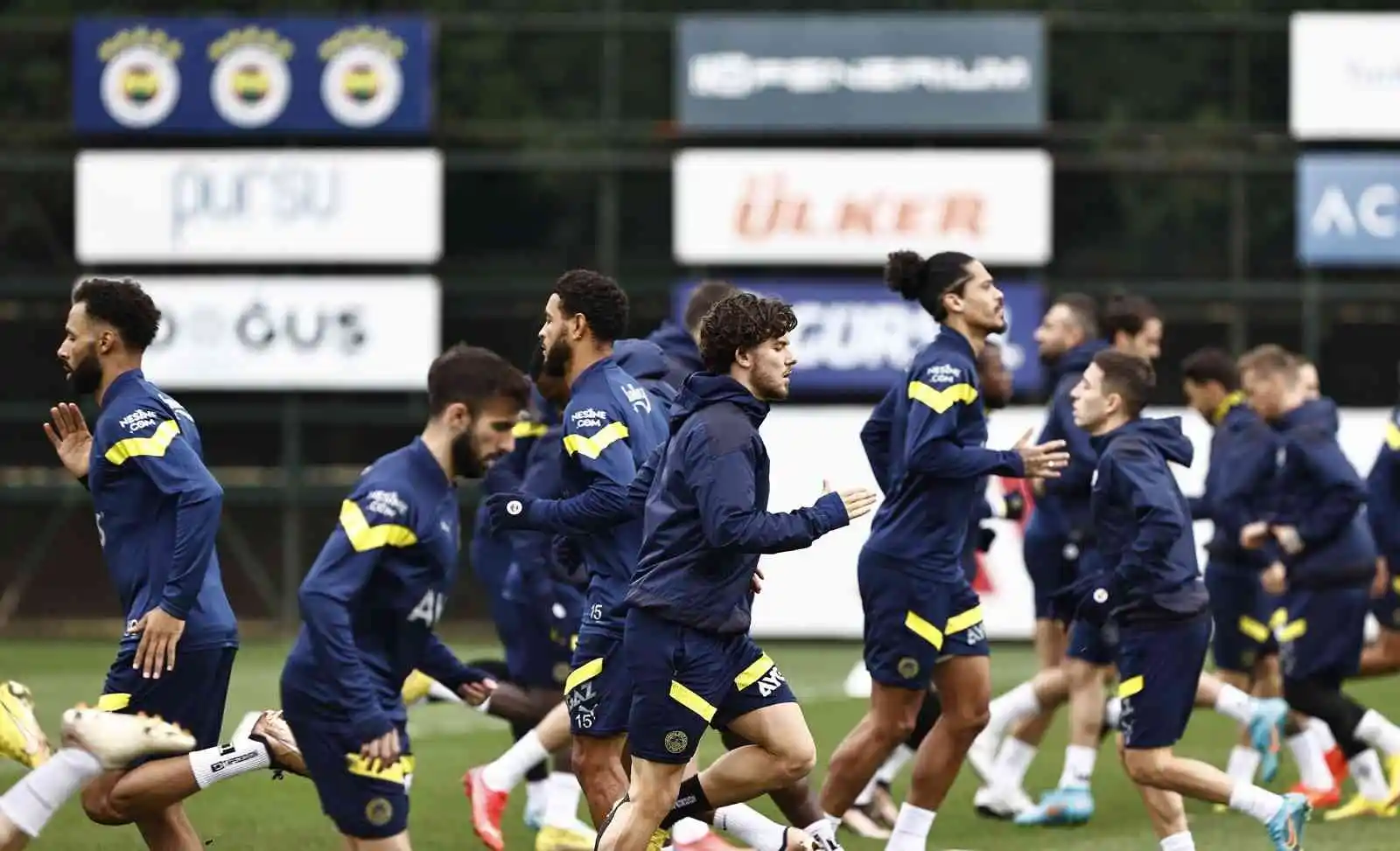 Fenerbahçe, İstanbulspor maçı hazırlıklarını sürdürdü
