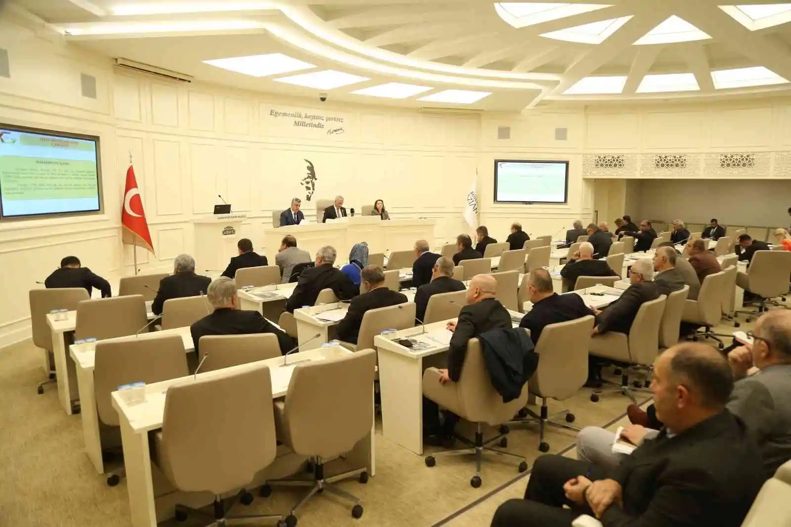 Gaziantep'te toplu taşıma ücretlerine destek sürecek