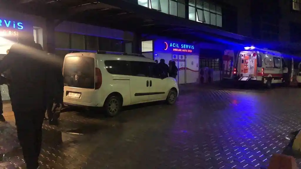 Gemlik'te husumetlilerin tartışması kanlı bitti: 1 ölü, 1 yaralı
