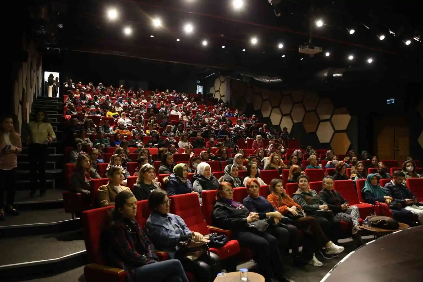 Girişimci kadınlar, festival hazırlıklarını tamamladı
