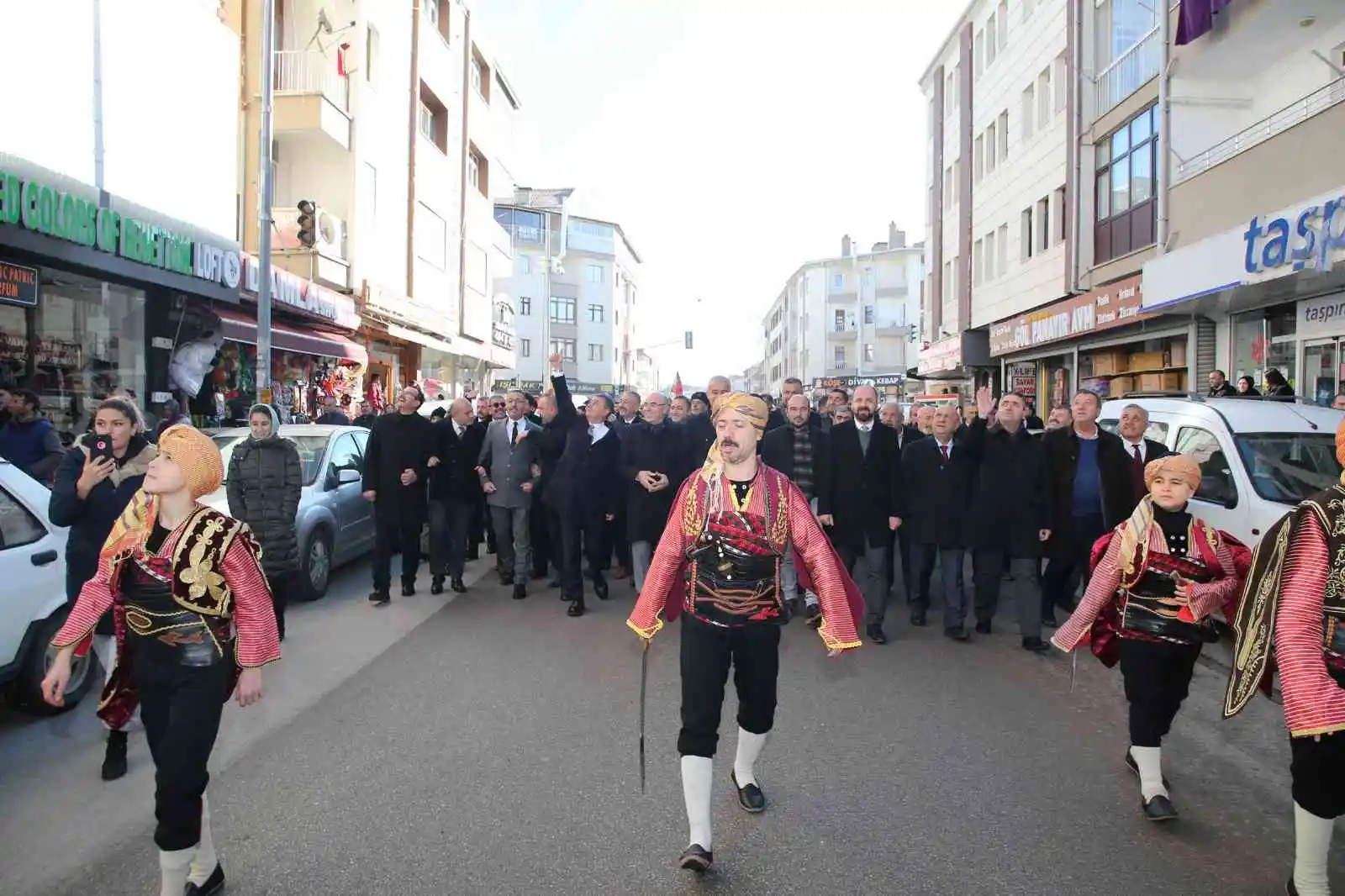 Gölbaşı’nda Atatürk’ün Ankara’ya gelişinin 103’üncü yıl dönümü coşkuyla kutlandı
