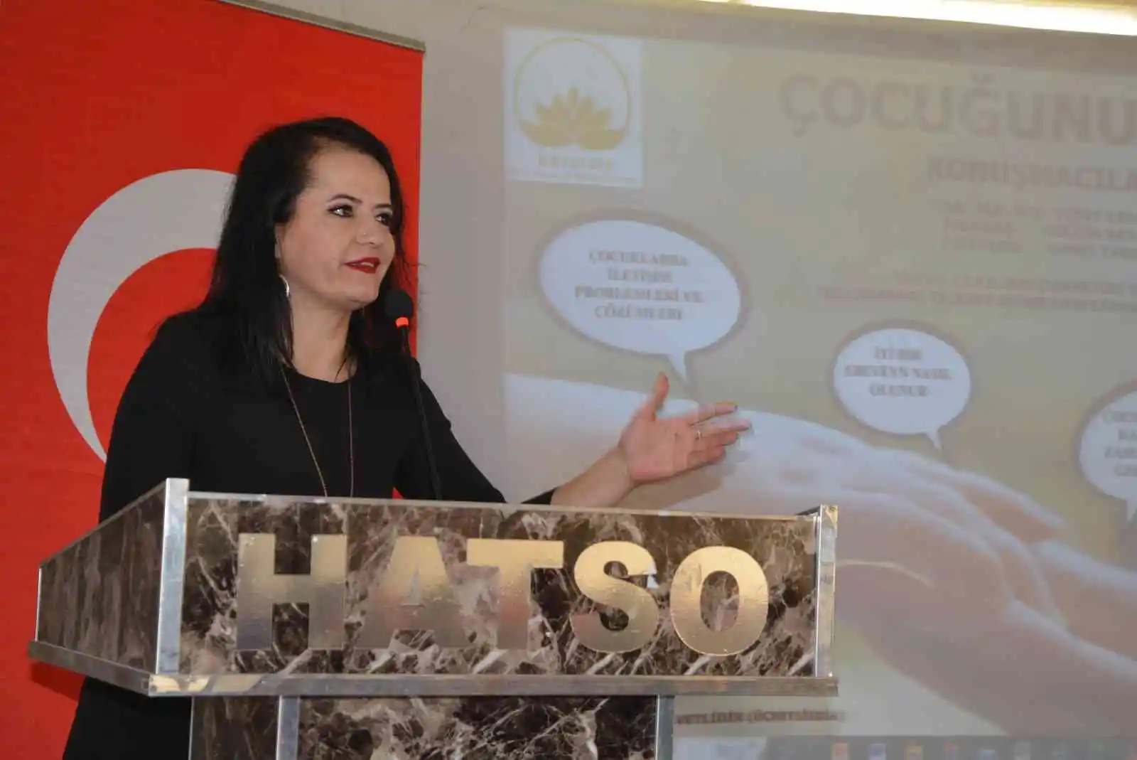 Hakkari’de ‘Çocuğunu tanı’ konferansı