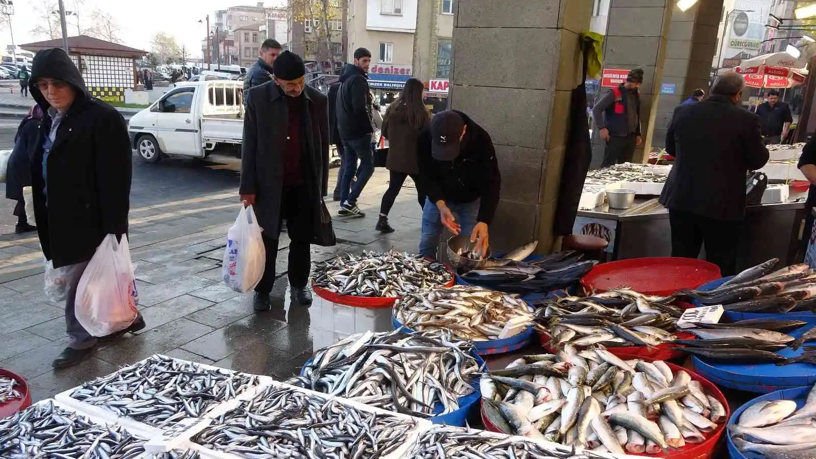 Hamsi sezonun en yüksek fiyatını gördü