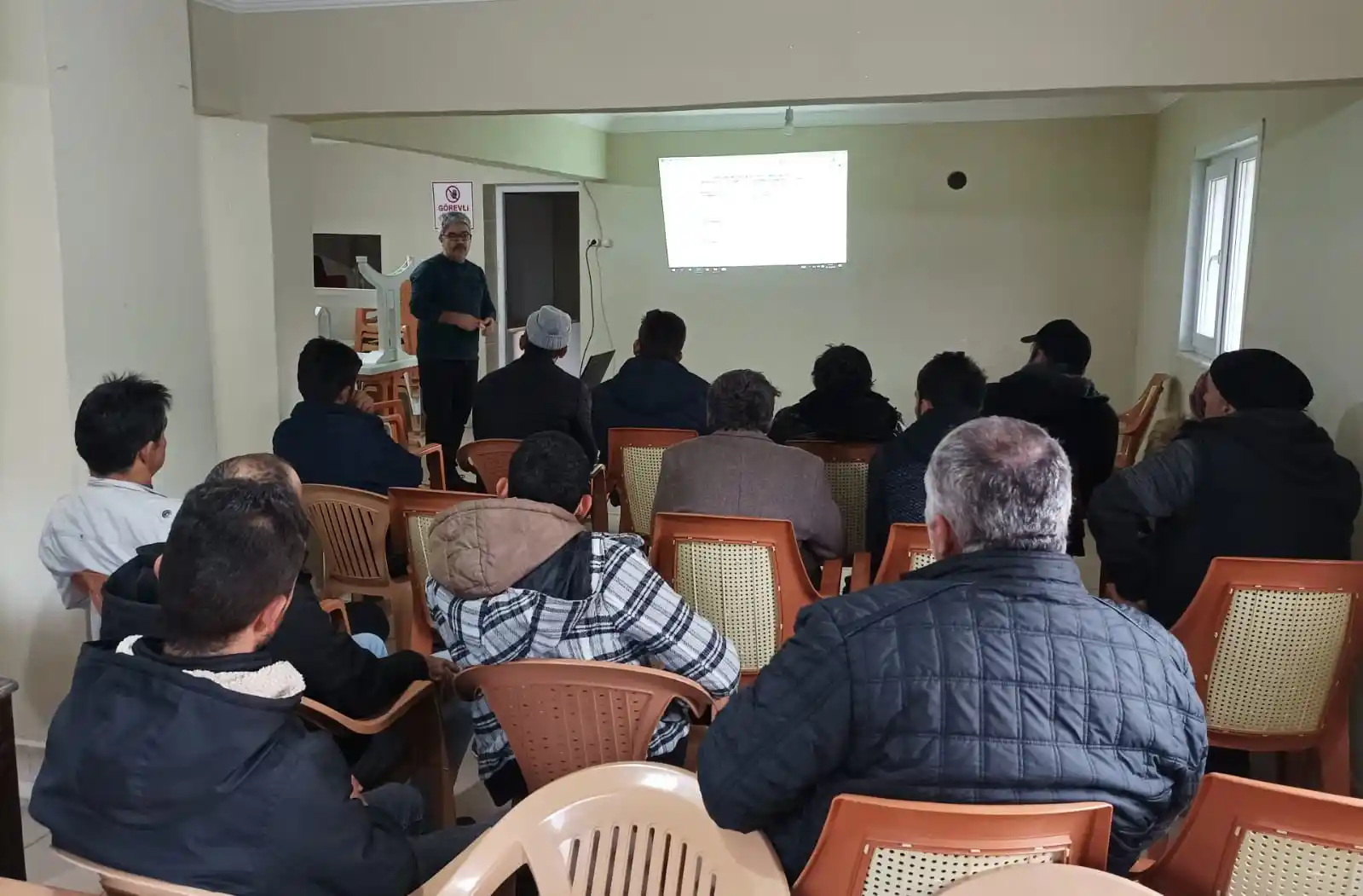 Hasbeyler Köyü'nde çobanlık kursu verilmeye başlandı