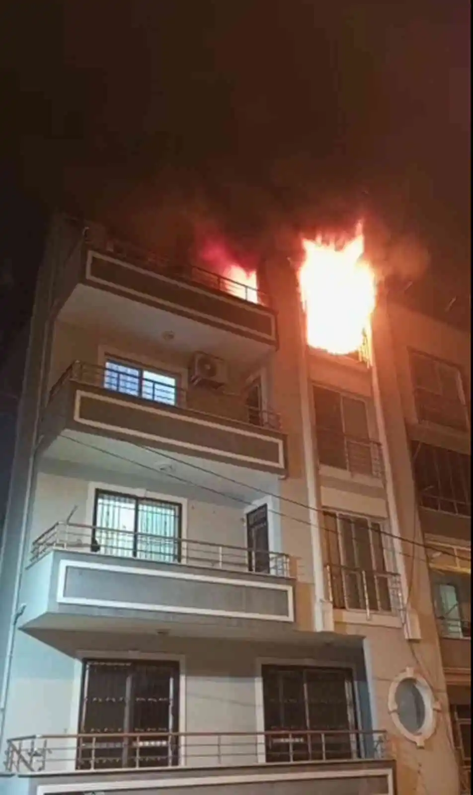 Hatay'da ev yangını: 1 ölü