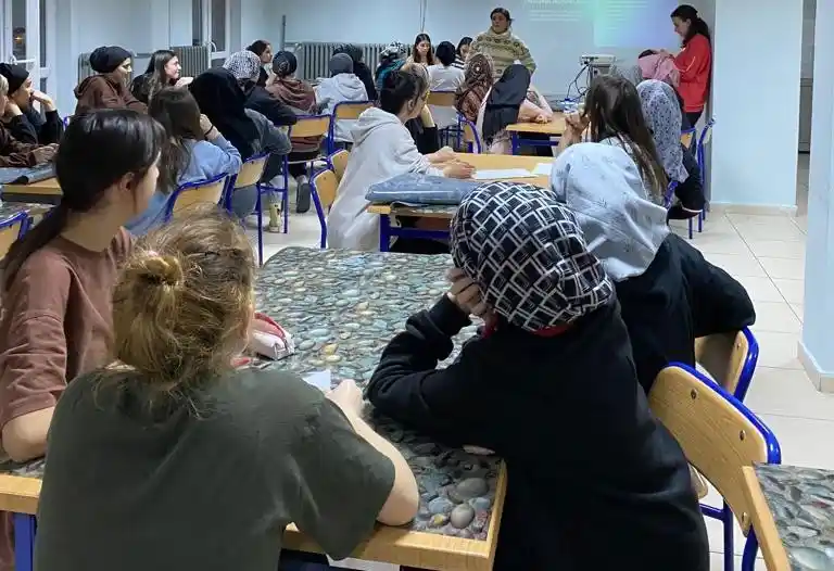 Hisarcık’ta “Pansiyonda Soru Çözümü” projesi
