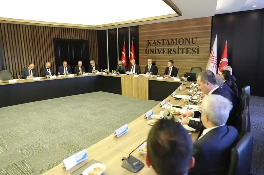 İhtisaslaşmaya alınan üniversiteler Kastamonu'da buluştu
