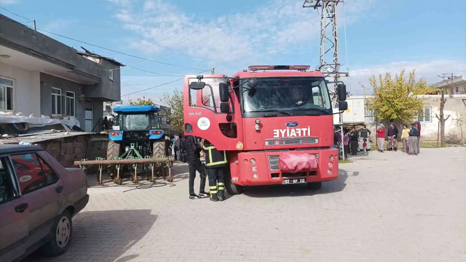 İkamet yangınında 1 kişi dumandan zehirlendi
