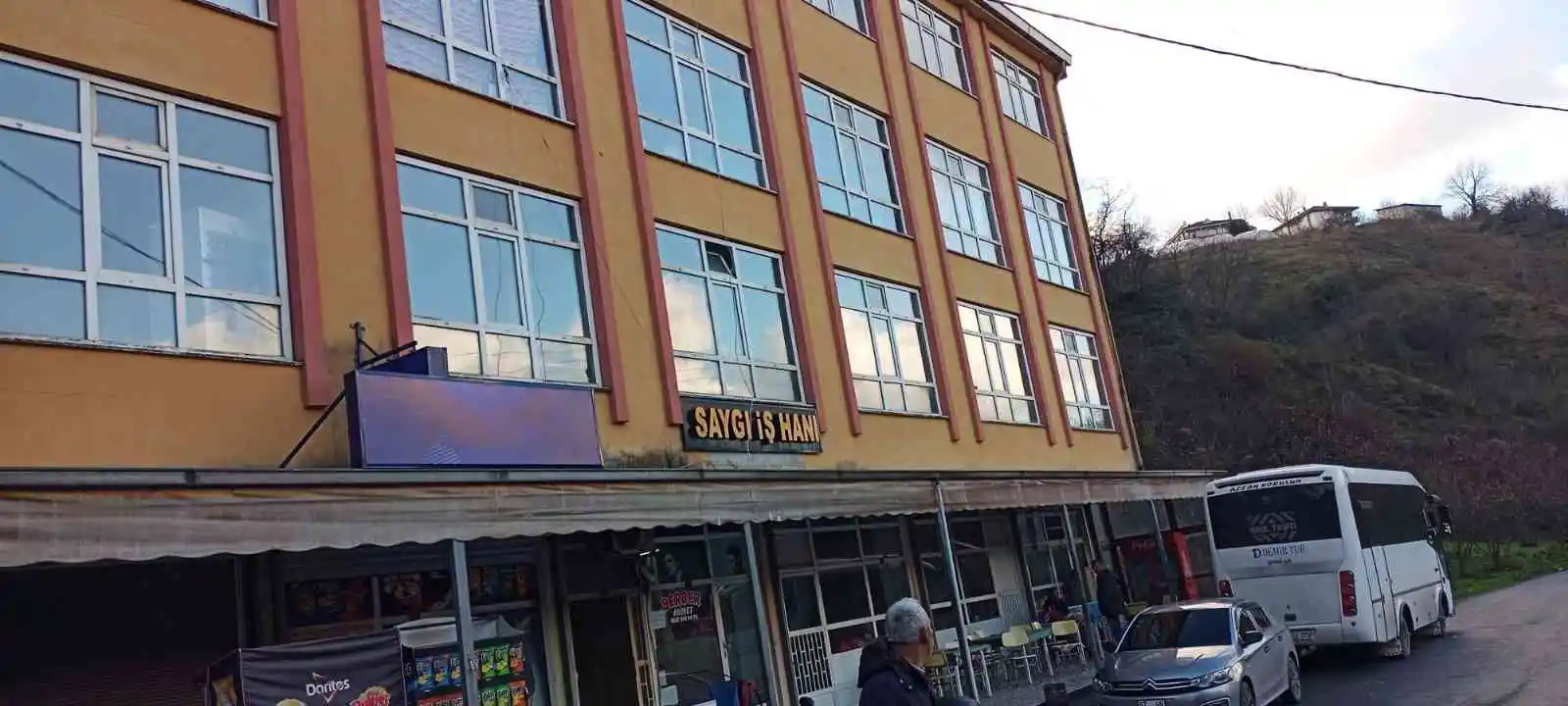 İşçi tekstil atölyesinde ölü bulundu