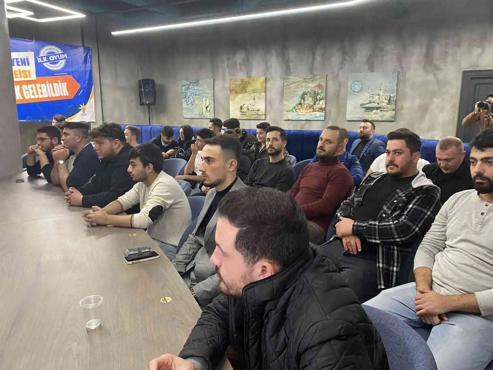 İstanbul’da 39 ilçede eş zamanlı “İlk Oyum Erdoğan’a İlk Oyum AK Parti’ye” programı